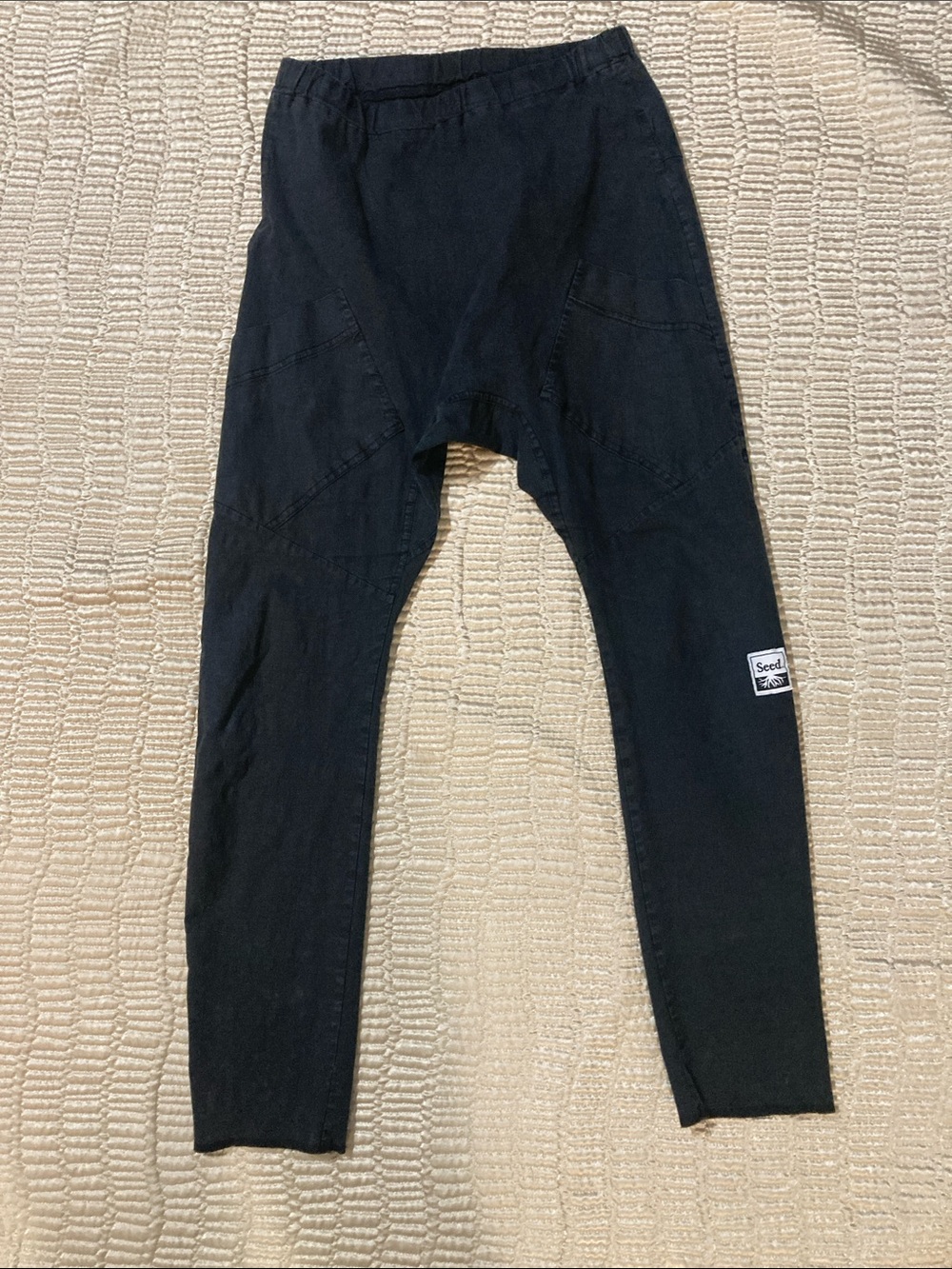 Seed harem pants. Black, size medium. Unisex. - Picture 9 of 12